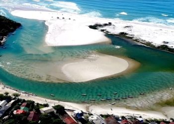 Praia de SC é única praia brasileira a receber o título de 'Reserva Mundial de Surfe'; entenda